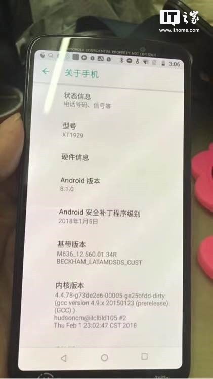 Смартфон Moto Z3 Play показали на реальных фотографиях