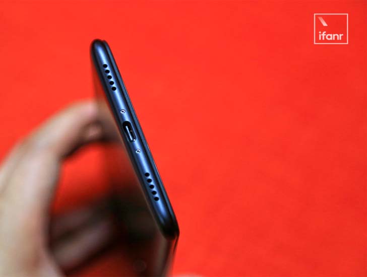 Фаблет Xiaomi Mi Max 3 представлен официально