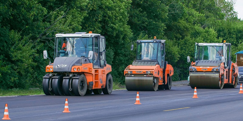 Три компании поделили подряды на ремонт дорог в Воронежской области на 1,3 млрд руб.